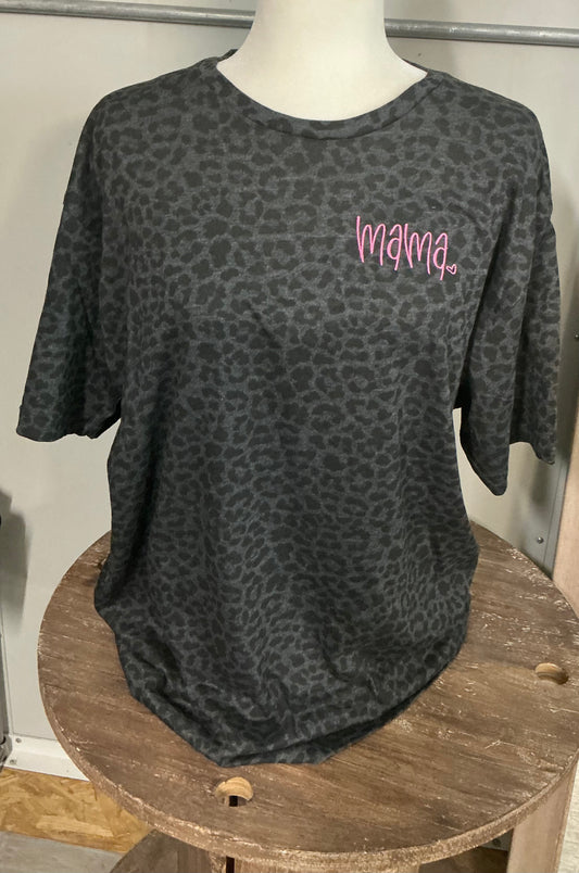 Mama w/heart pocket