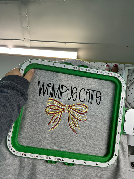 Wampus Cats w/bow